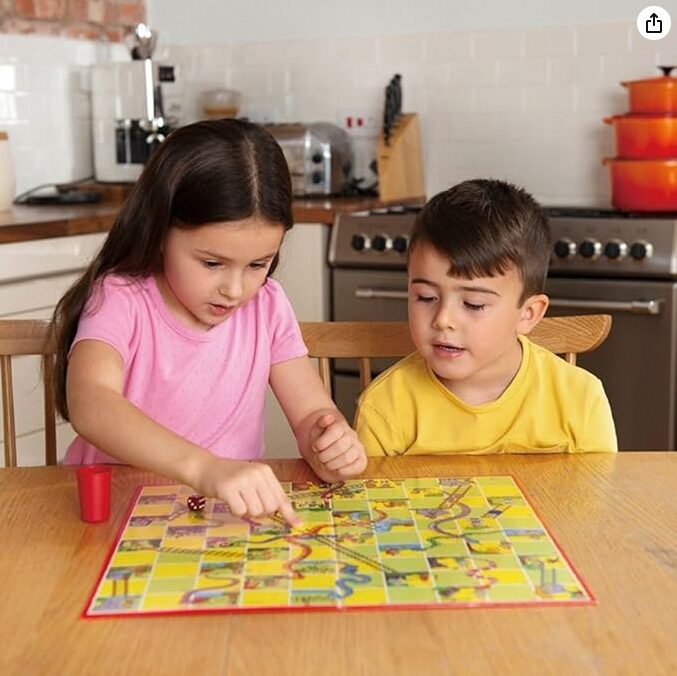 Snakes & Ladders and Ludo GALT - Imagen 4